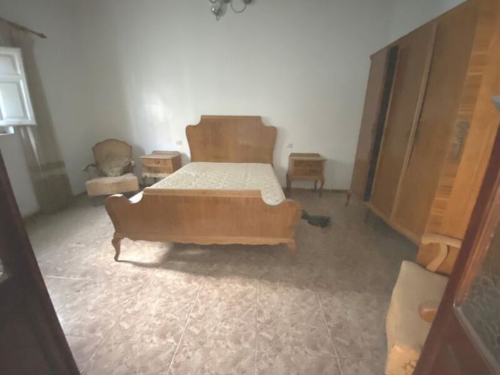 Image No.4-3 Bed Property for sale