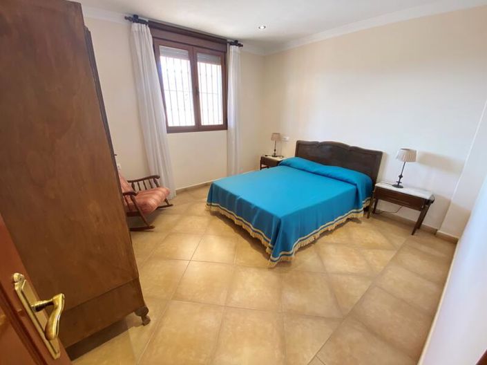 Image No.23-4 Bed Villa for sale