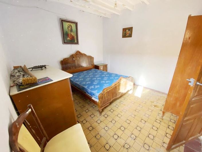 Image No.22-4 Bed Property for sale