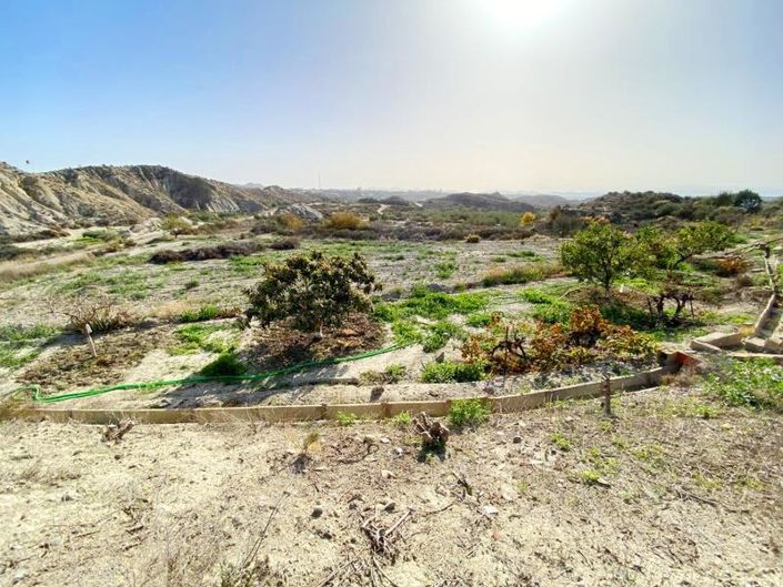 Image No.38-4 Bed Property for sale