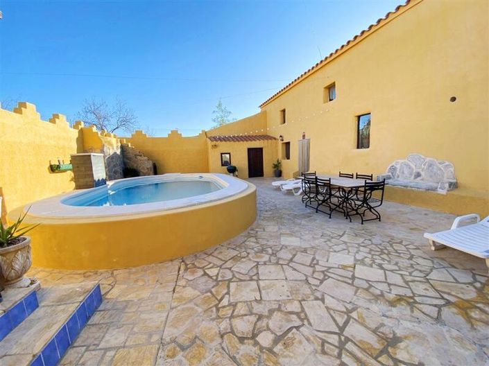 Image No.3-Propriété de 3 chambres à vendre à Taberno