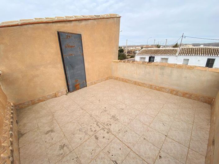 Image No.13-3 Bed Property for sale