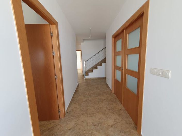 Image No.18-5 Bed Villa for sale