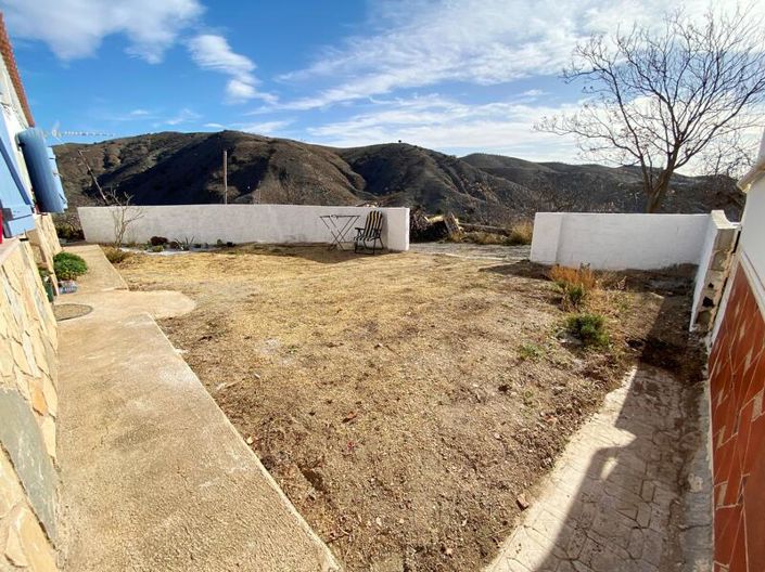 Image No.2-2 Bed Property for sale