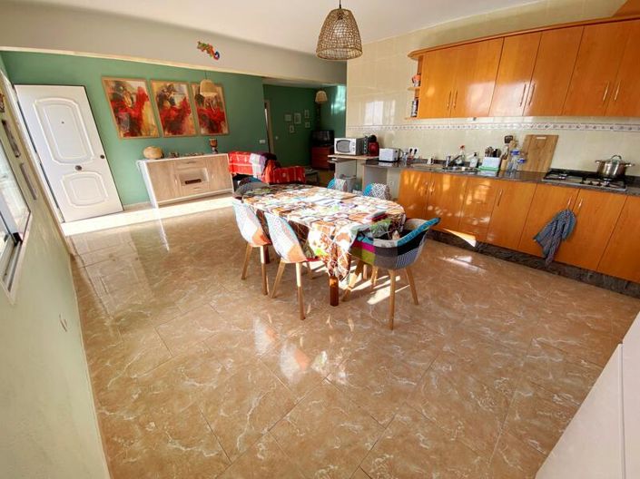 Image No.4-2 Bed Property for sale