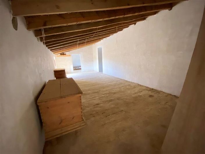 Image No.21-3 Bed Property for sale