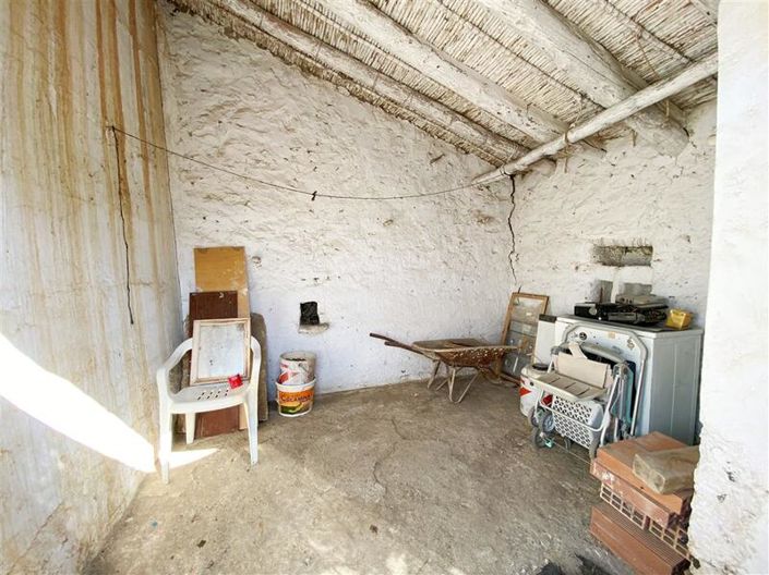 Image No.29-3 Bed Property for sale