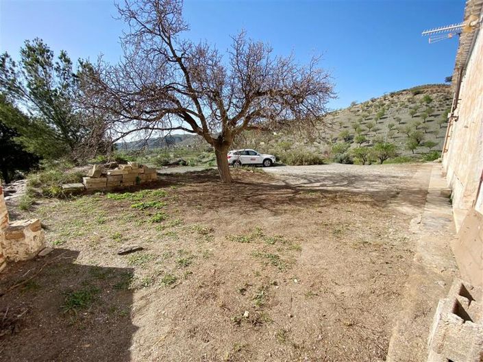 Image No.36-3 Bed Property for sale