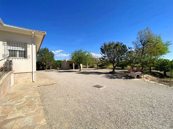 Image No.8-Villa de 4 chambres à vendre à Huercal-Overa