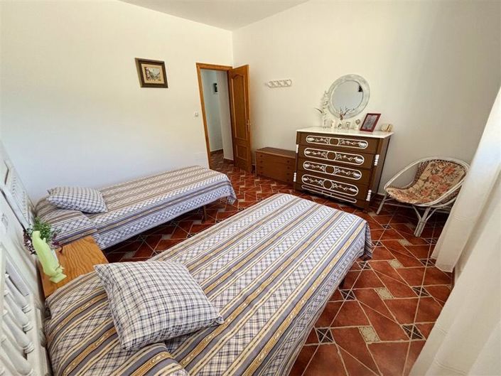 Image No.9-Propriété de 8 chambres à vendre à Taberno