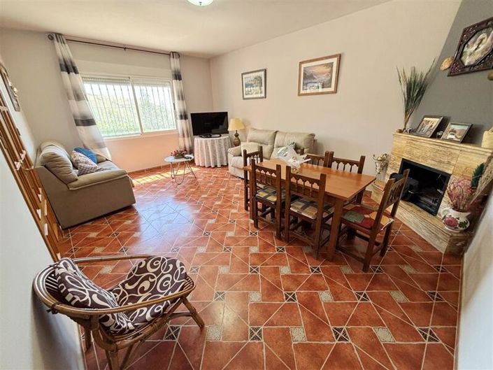 Image No.3-Propriété de 8 chambres à vendre à Taberno