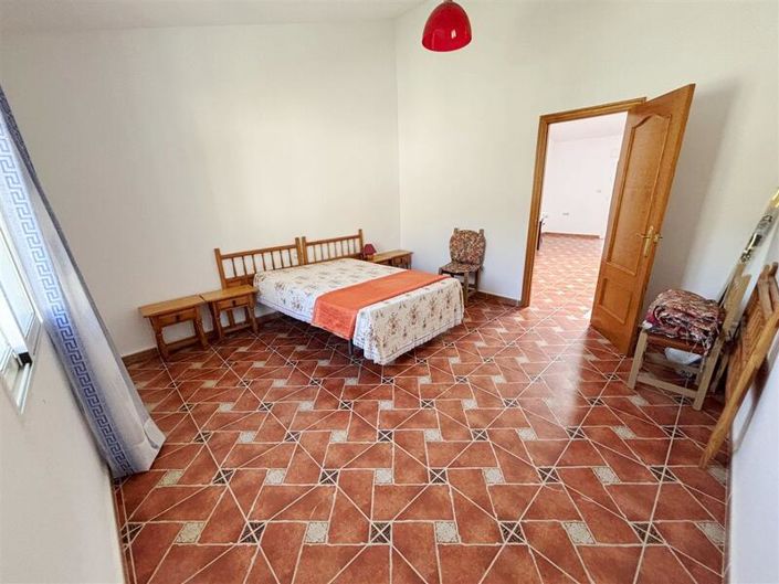 Image No.30-Propriété de 8 chambres à vendre à Taberno