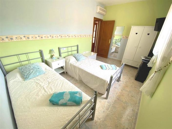 Image No.16-3 Bed Villa for sale