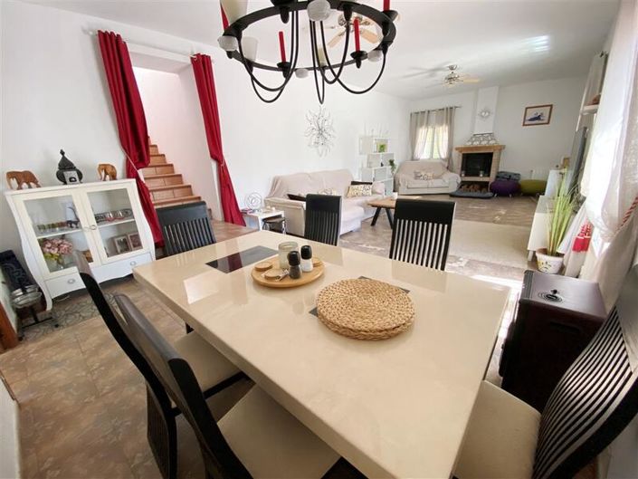 Image No.15-4 Bed Villa for sale