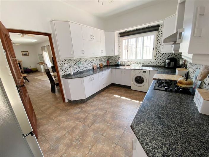 Image No.16-4 Bed Villa for sale