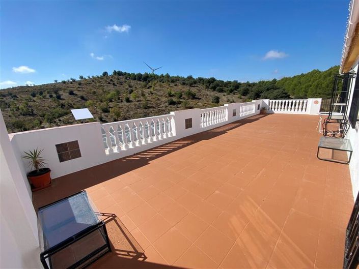 Image No.25-4 Bed Villa for sale