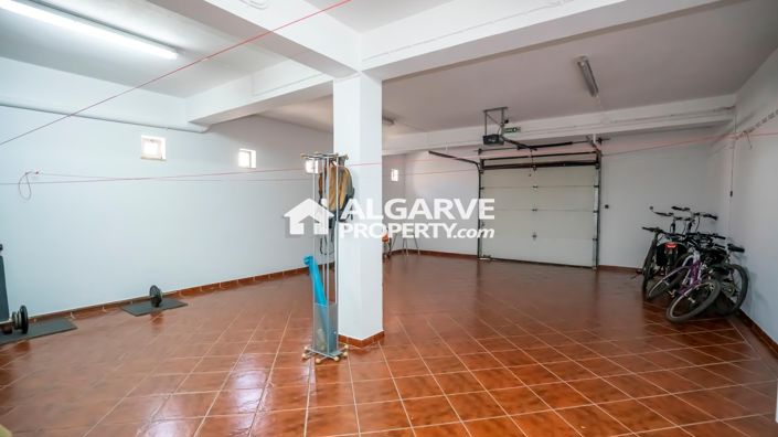 Image No.30-3 Bed Apartment for sale