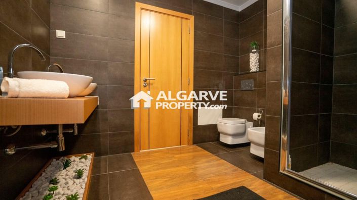 Image No.11-Jumelé de 4 chambres à vendre à Olhão