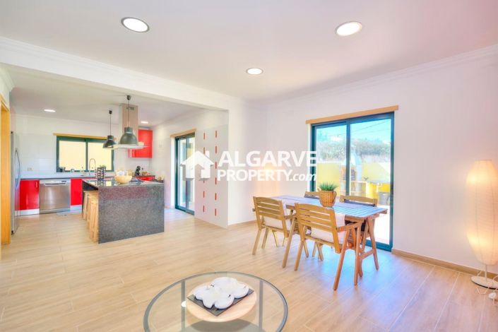 Image No.14-Jumelé de 4 chambres à vendre à Olhão