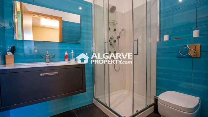 Image No.27-Jumelé de 4 chambres à vendre à Olhão