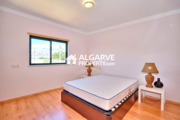 Image No.31-Jumelé de 4 chambres à vendre à Olhão