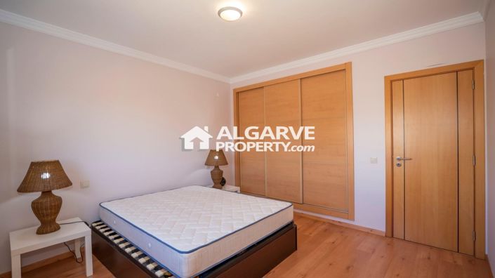 Image No.32-Jumelé de 4 chambres à vendre à Olhão