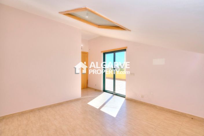 Image No.37-Jumelé de 4 chambres à vendre à Olhão