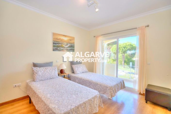 Image No.33-Jumelé de 4 chambres à vendre à Vilamoura