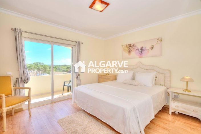 Image No.5-Jumelé de 4 chambres à vendre à Vilamoura