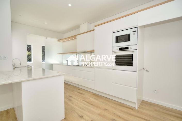 Image No.3-Villa de 4 chambres à vendre à Vilamoura