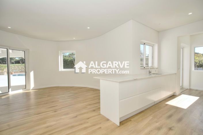 Image No.40-Villa de 4 chambres à vendre à Vilamoura