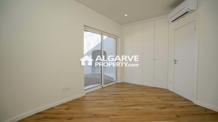 Image No.8-Villa de 4 chambres à vendre à Vilamoura