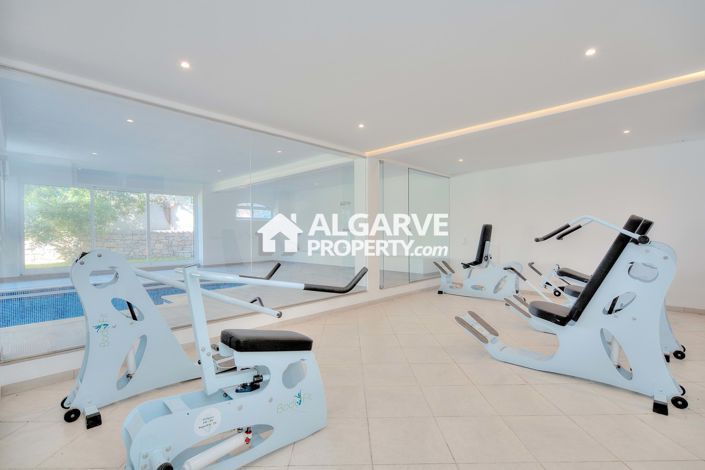 Image No.32-6 Bed Villa for sale