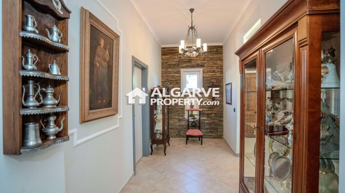 Image No.10-Villa de 5 chambres à vendre à Loule