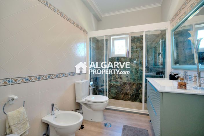 Image No.44-Villa de 5 chambres à vendre à Loule