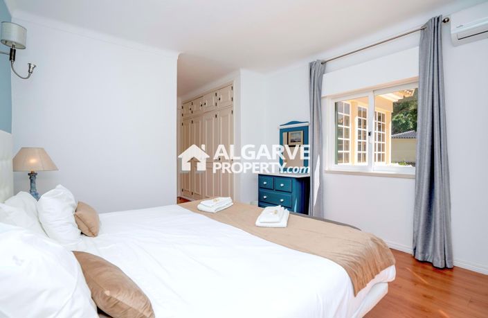 Image No.6-7 Bed Villa for sale