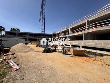 3-11935-78d1f4f8b6655591b02d22fabb36a692d73cc