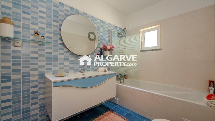 Image No.15-Villa de 5 chambres à vendre à Loule