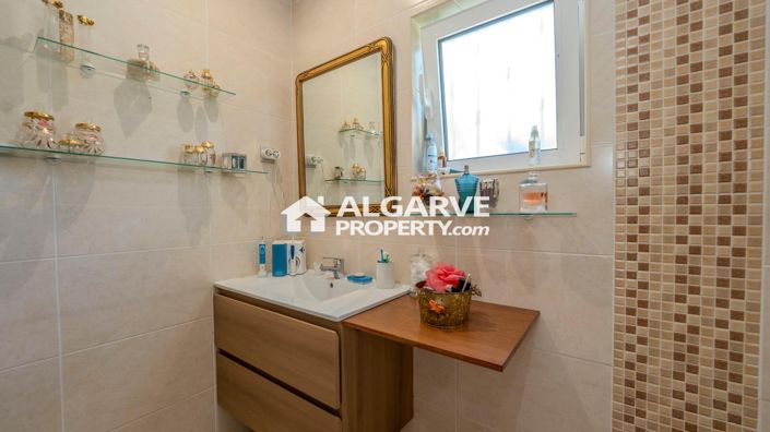 Image No.24-Villa de 5 chambres à vendre à Loule