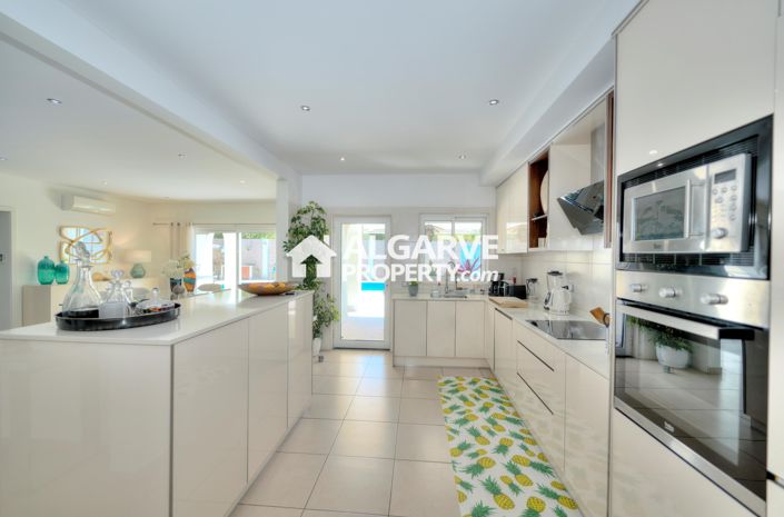 Image No.3-Villa de 5 chambres à vendre à Loule