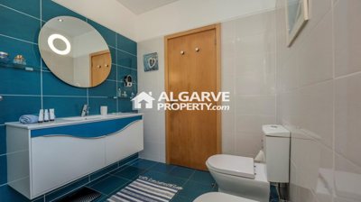 3-11997-78d1f4f8b6655591b02d22fabb36a692d73cc