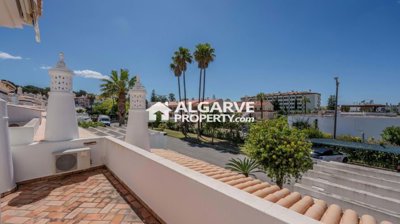 3-11994-78d1f4f8b6655591b02d22fabb36a692d73cc