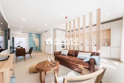 3-12031-78d1f4f8b6655591b02d22fabb36a692d73cc