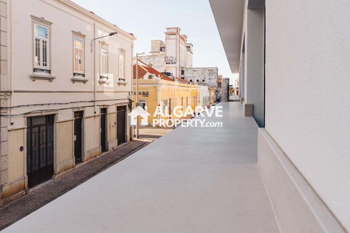 Image No.33-2 Bed Apartment for sale