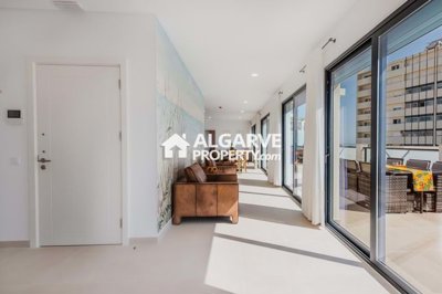 3-12155-78d1f4f8b6655591b02d22fabb36a692d73cc