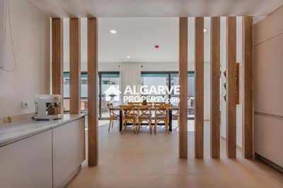 3-12155-78d1f4f8b6655591b02d22fabb36a692d73cc