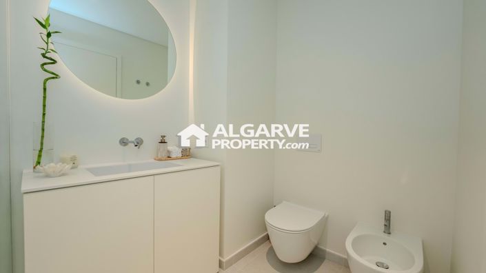 Image No.16-Appartement de 2 chambres à vendre à Quarteira