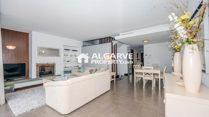 Image No.2-Maison de ville de 5 chambres à vendre à Vilamoura