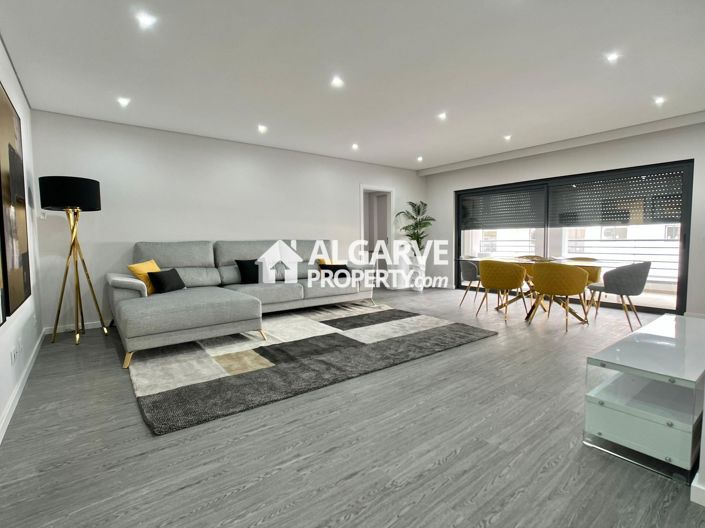 Image No.12-3 Bed Apartment for sale