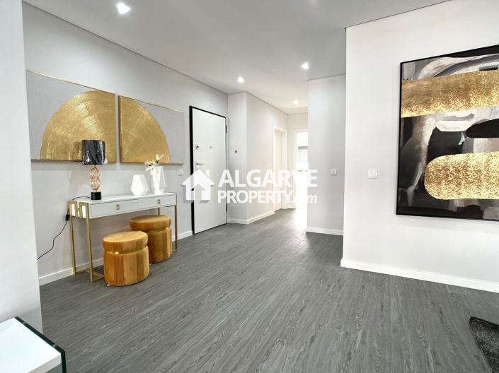 Image No.14-3 Bed Apartment for sale